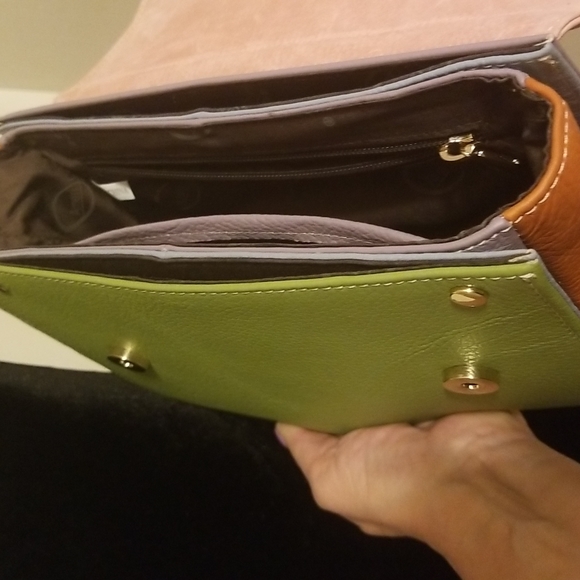 NWT AMERILEATHER GENUINE LUXURY LEATHER CROSSBODY PURSE - Picture 4 of 6